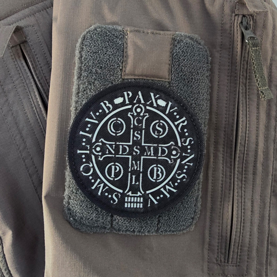 Sankt-Benedikt-Medaille | Katholisches Symbol | Christlich - Lasercut Patch mit Klett